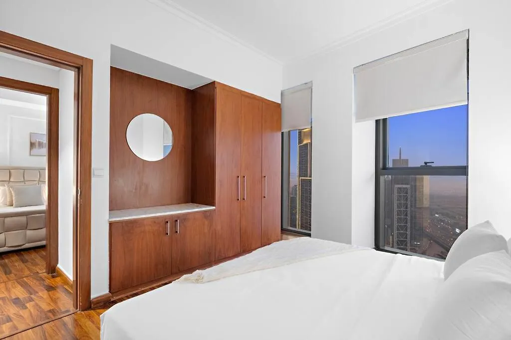 Luxury 4Br Flat, Downtown Dubai, Pool, Gym, Ps5, Sleeps 11 Guests Apartment