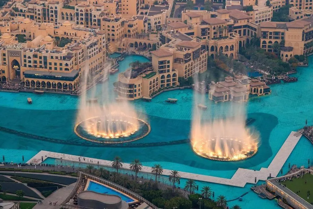 4Br Downtown Apartment With Burj View Pool Gym And Free Parking Dubai