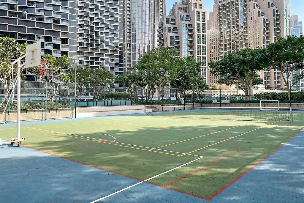 4Br Downtown Apartment With Burj View Pool Gym And Free Parking Dubai