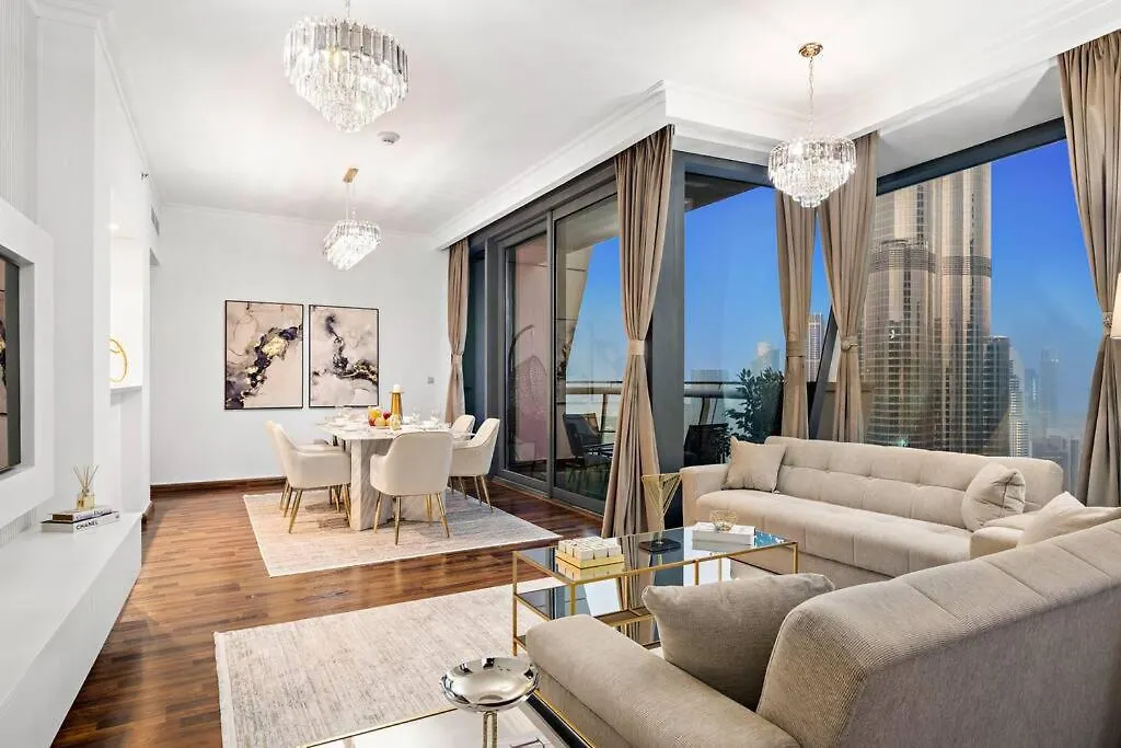 4Br Downtown Apartment With Burj View Pool Gym And Free Parking Dubai