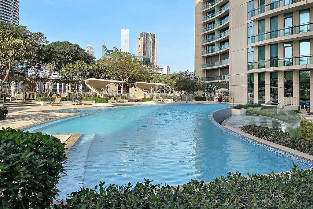 4Br Downtown Apartment With Burj View Pool Gym And Free Parking Dubai United Arab Emirates