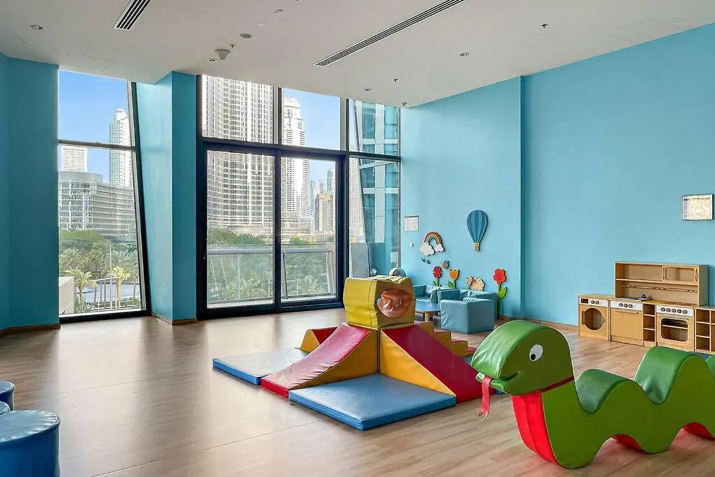 4Br Downtown Apartment With Burj View Pool Gym And Free Parking Dubai United Arab Emirates