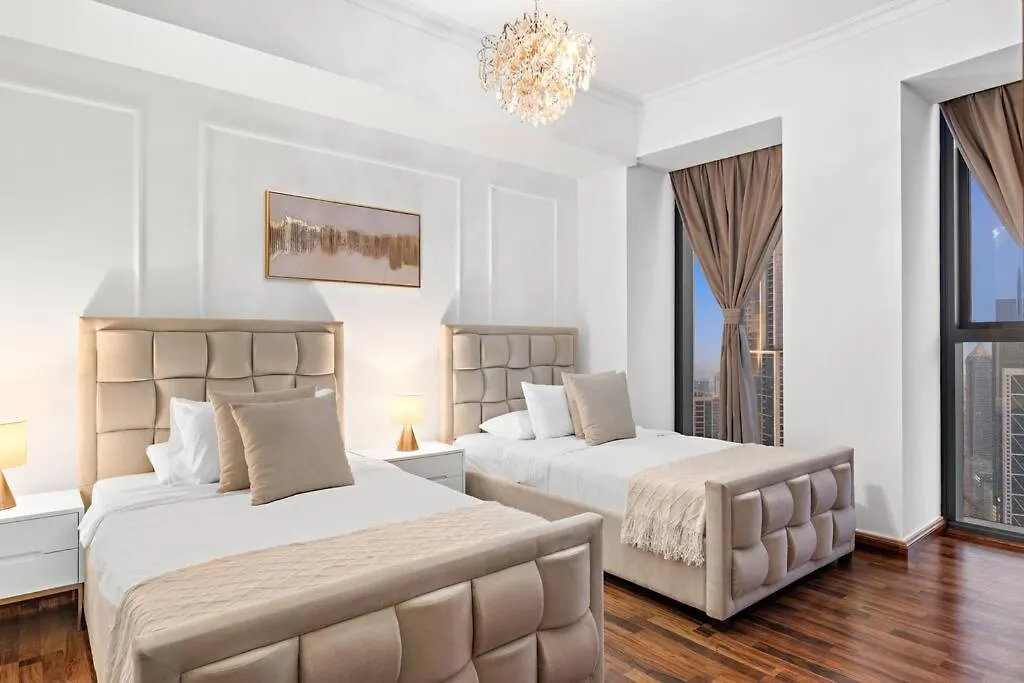 4Br Downtown Apartment With Burj View Pool Gym And Free Parking Dubai